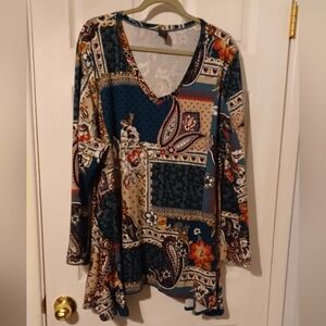 Lildy Handkerchief Hem Tunic Top 2/3X
